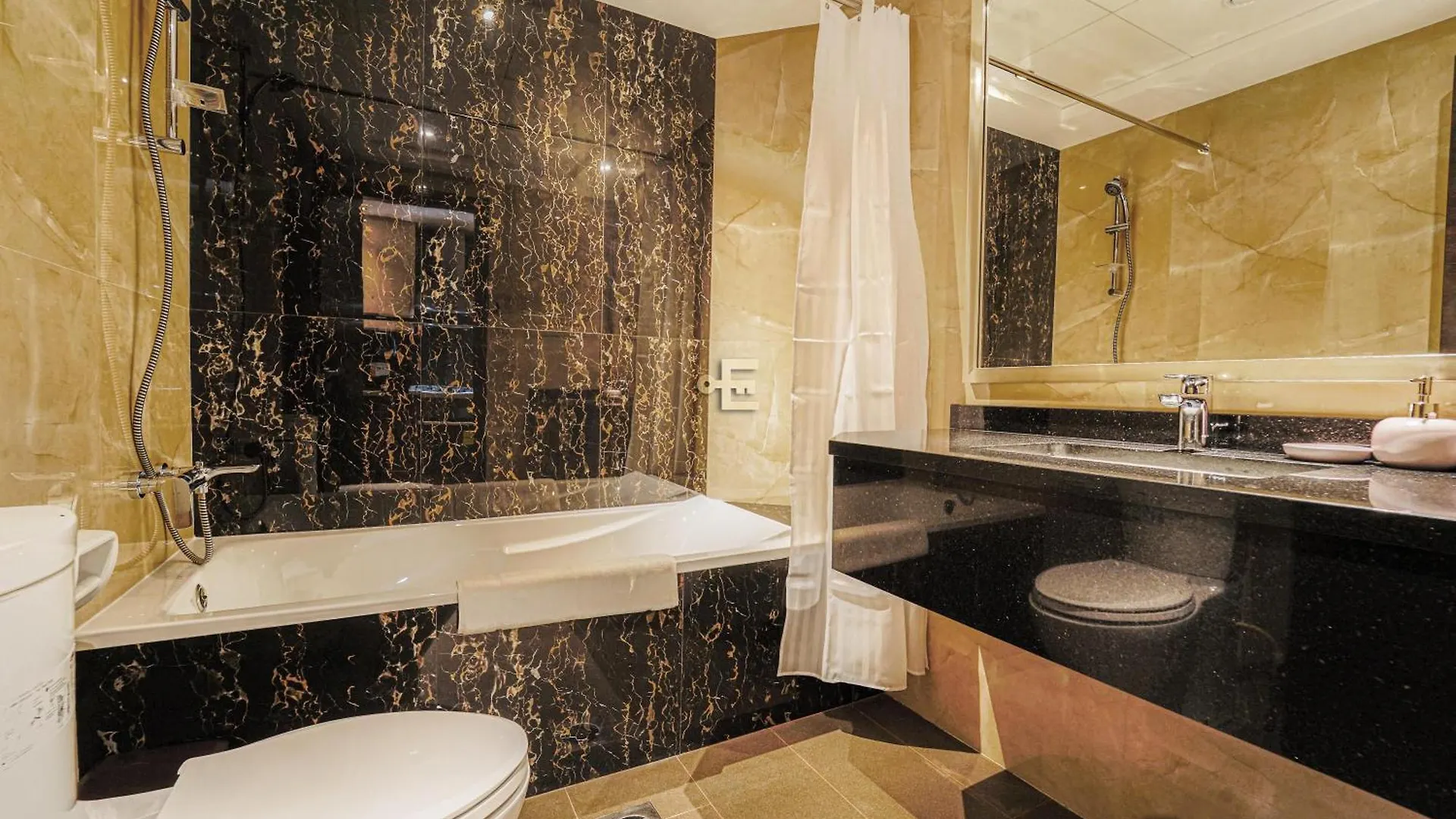 Apartment Everluxe Full Burj Khalifa View Studio Dubai United Arab Emirates