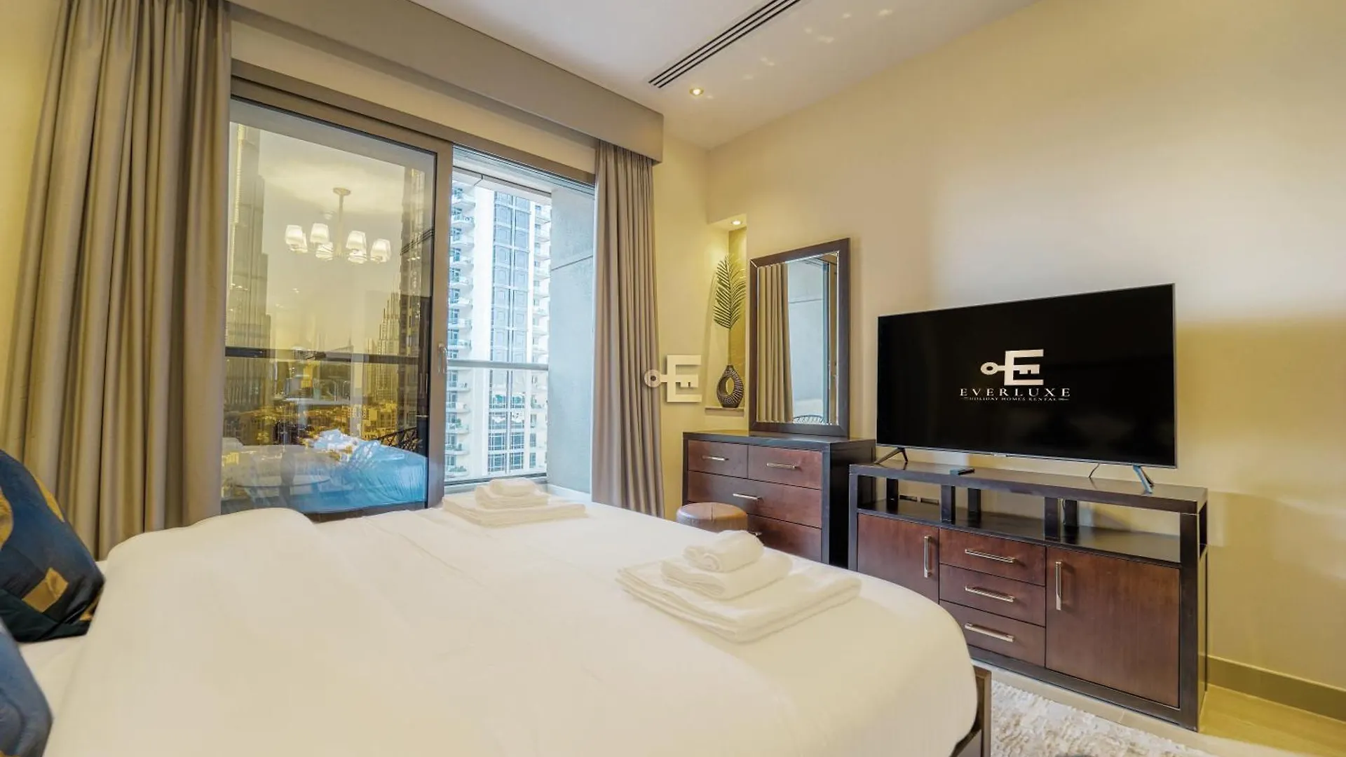 Apartment Everluxe Full Burj Khalifa View Studio Dubai United Arab Emirates